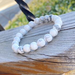 Howlite Bracelet
